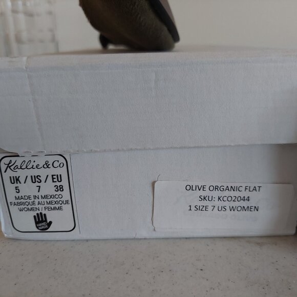Women's Kallie & Co Olive Organic Flat Maggie Vegan Slip-On Flats Size 7 - Picture 7 of 7